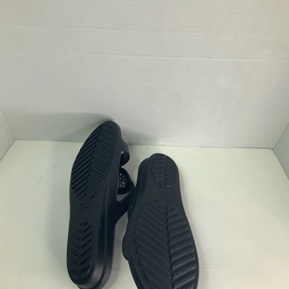 Crocs Sanrah Metal Block Sandals Women's Size 9 Black Grey Wedge Slide - Picture 5 of 7